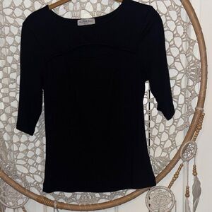 Michael Stars Black Cutout 3/4 sleeve Size Medium A00322